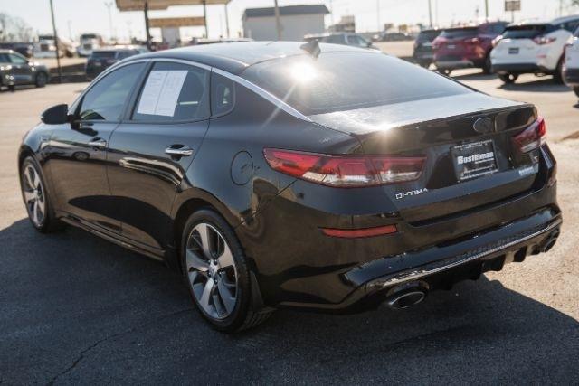 Kia Optima  2020