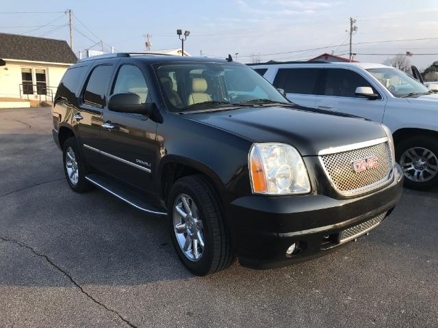 GMC Yukon Denali  2013