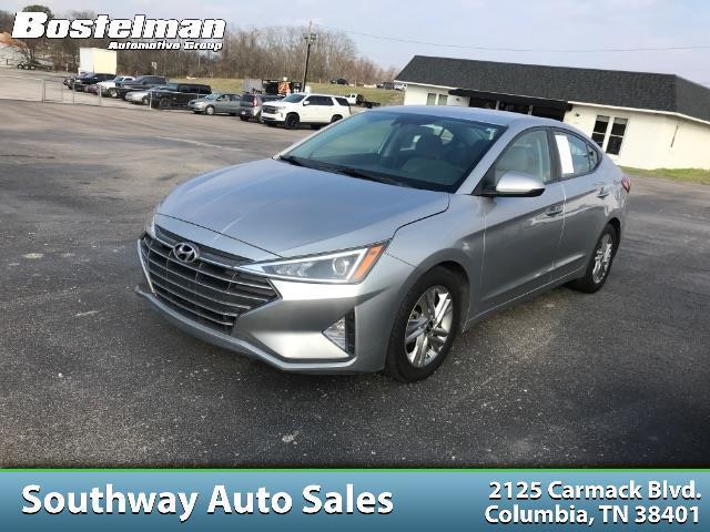 Hyundai Elantra  2020