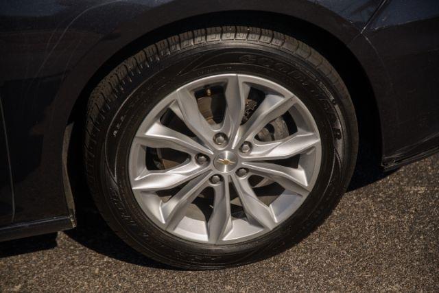 Chevrolet Malibu  2023