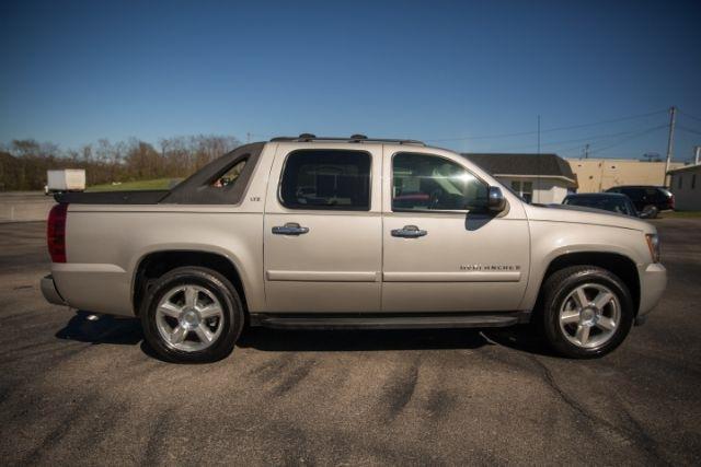 Chevrolet Avalanche  2008