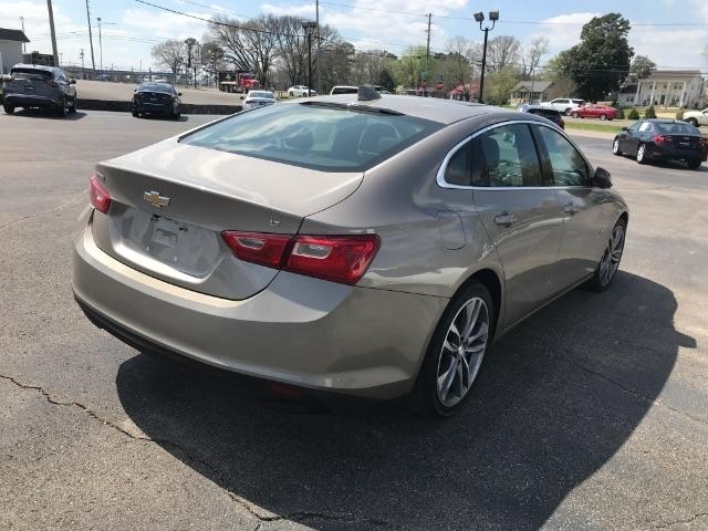 Chevrolet Malibu  2023