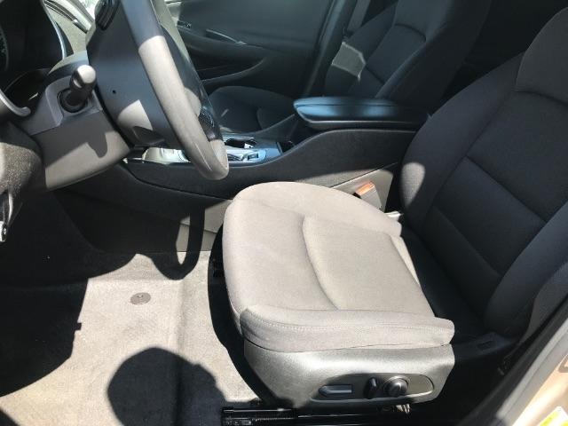 Chevrolet Malibu  2023