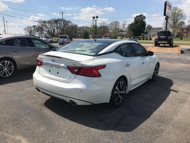 Nissan Maxima  2016