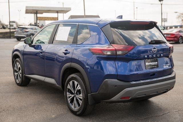 Nissan Rogue  2022