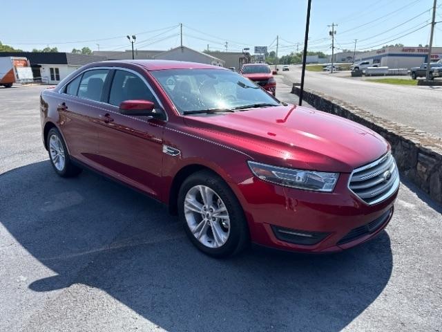 Ford Taurus  2016