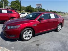 2016 Ford Taurus 