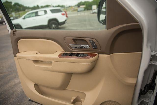 Chevrolet Tahoe  2013