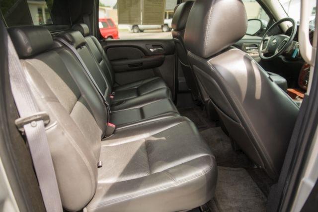 Chevrolet Avalanche  2011
