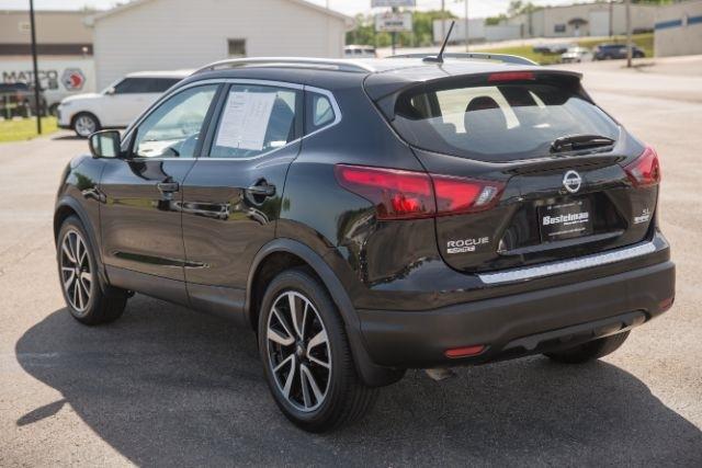 Nissan Rogue Sport  2017