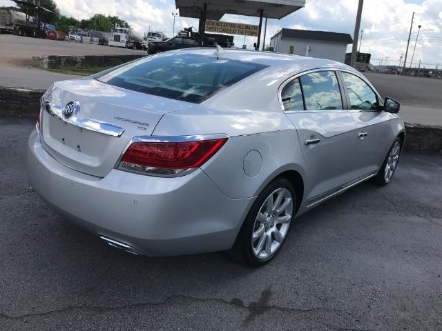 Buick LaCrosse  2010