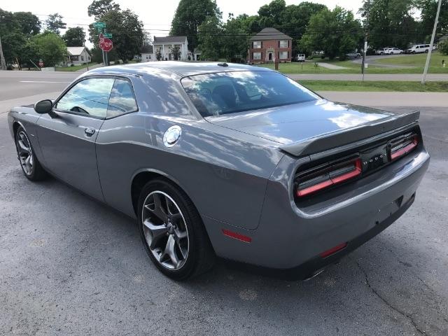 Dodge Challenger  2017