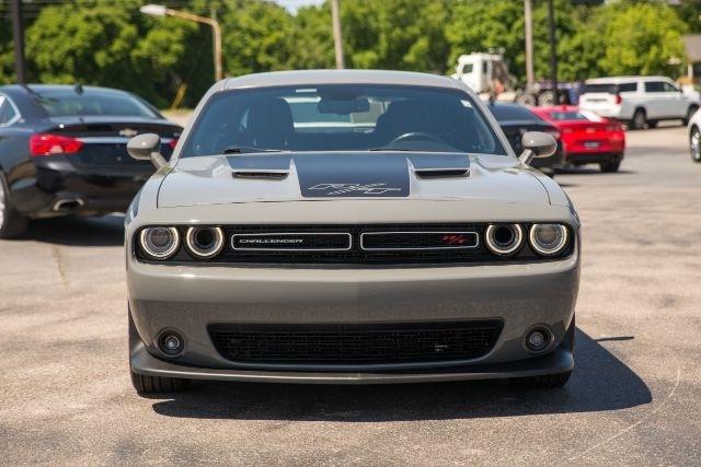 Dodge Challenger  2017