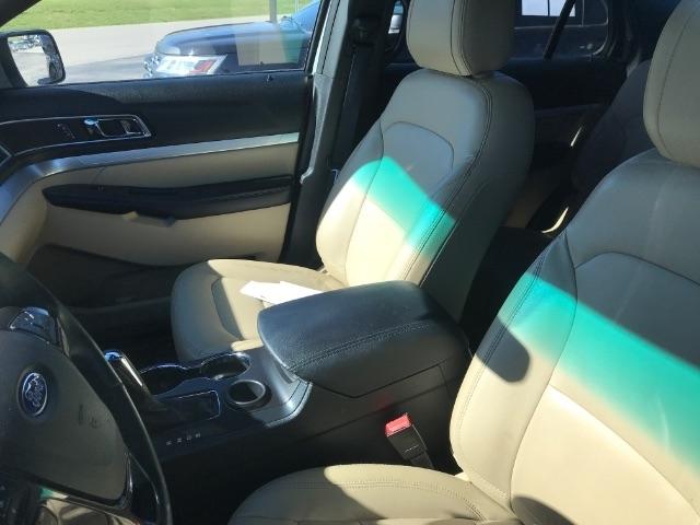 Ford Explorer  2016