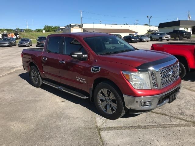 Nissan Titan  2017