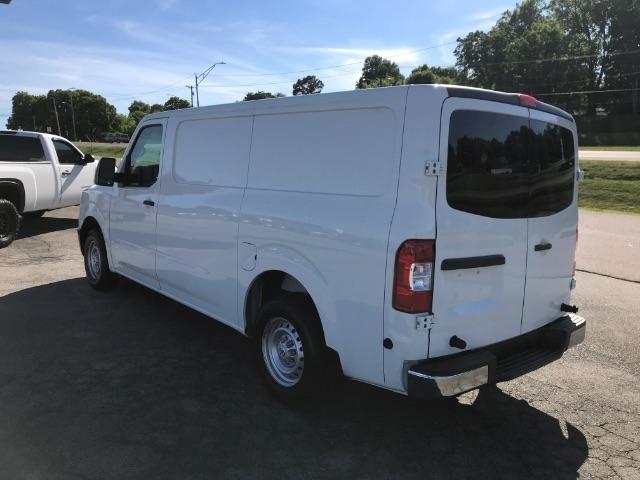 Nissan NV Cargo  2016