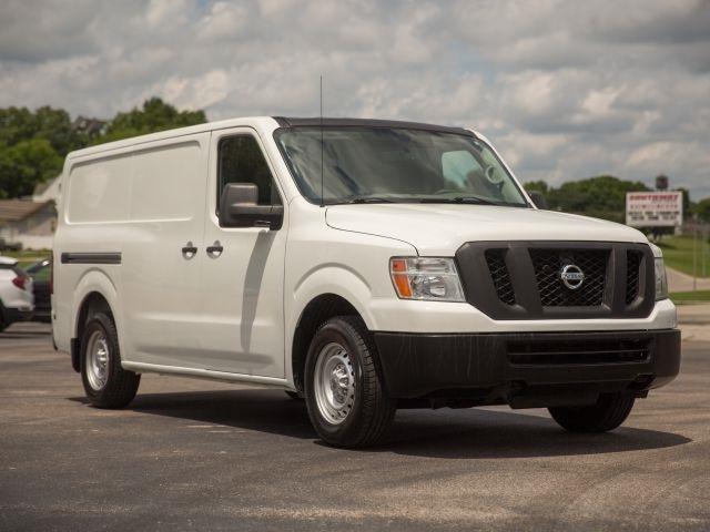 Nissan NV Cargo  2016