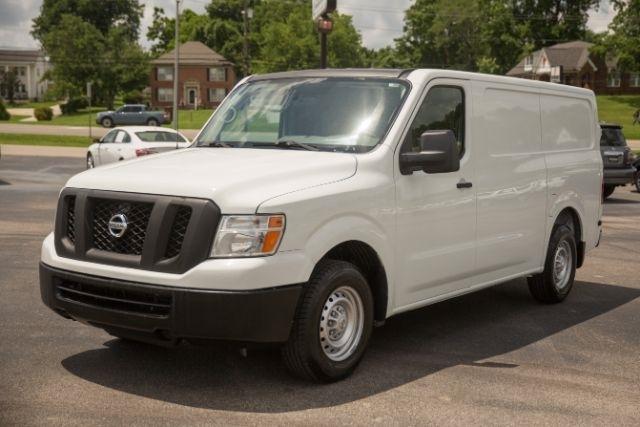 Nissan NV Cargo  2016