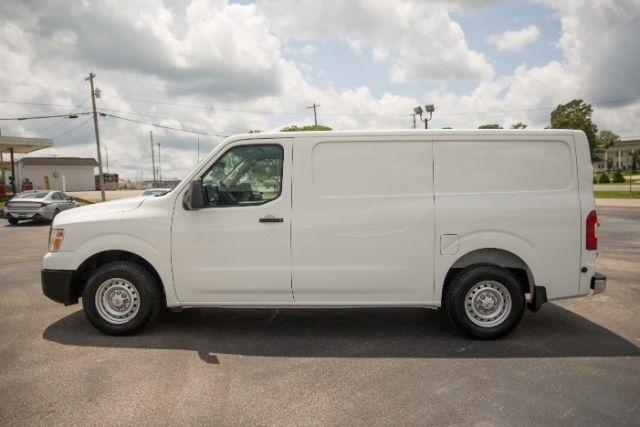 Nissan NV Cargo  2016