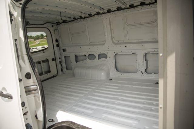 Nissan NV Cargo  2016