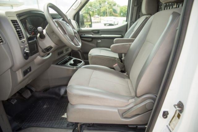 Nissan NV Cargo  2016