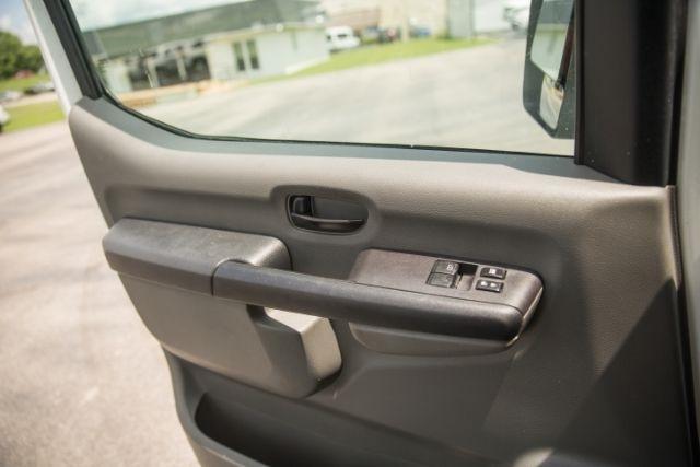 Nissan NV Cargo  2016