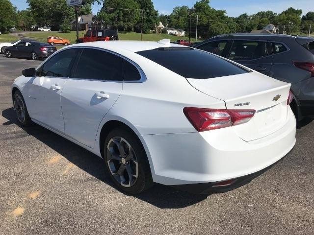 Chevrolet Malibu  2021