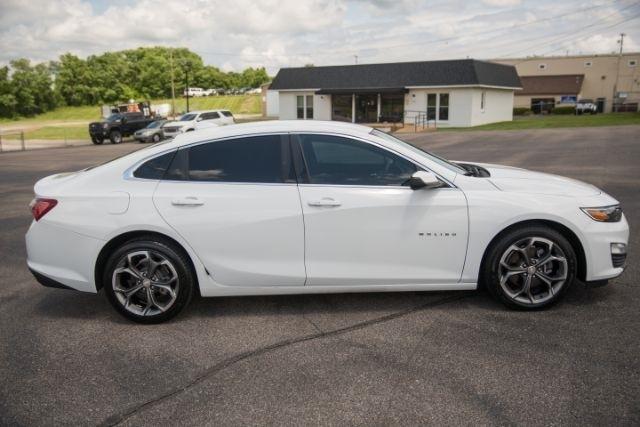 Chevrolet Malibu  2021
