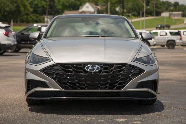 Hyundai Sonata  2021