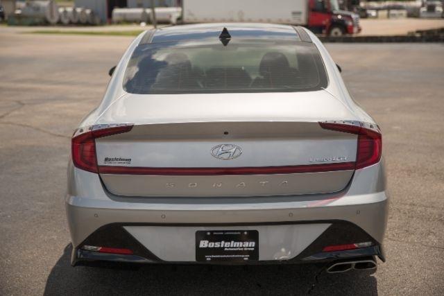 Hyundai Sonata  2021