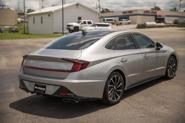 Hyundai Sonata  2021