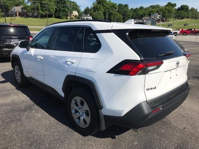 Toyota RAV4  2021