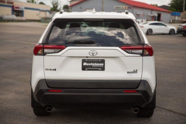 Toyota RAV4  2021