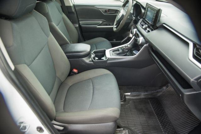 Toyota RAV4  2021