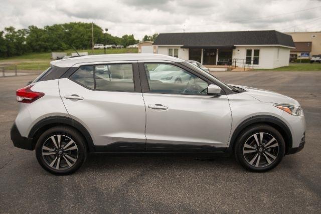 Nissan Kicks  2020