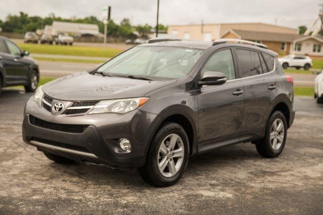 Toyota RAV4  2013