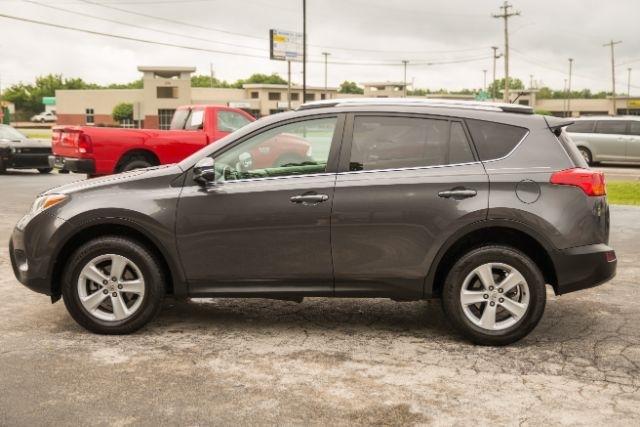 Toyota RAV4  2013