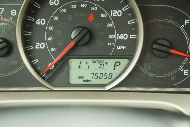 Toyota RAV4  2013