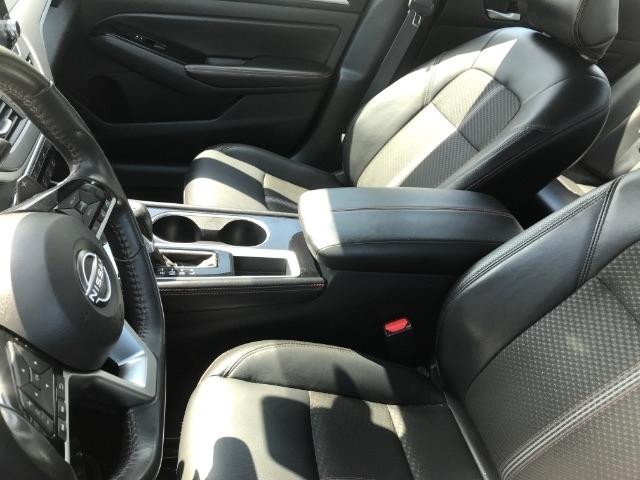 Nissan Altima  2024