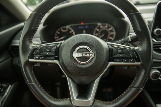Nissan Altima  2024
