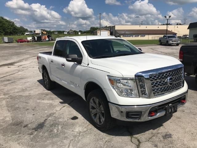 Nissan Titan  2019