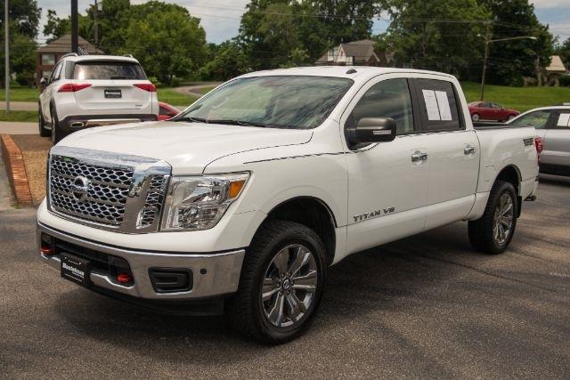 Nissan Titan  2019