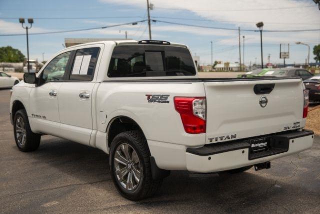 Nissan Titan  2019