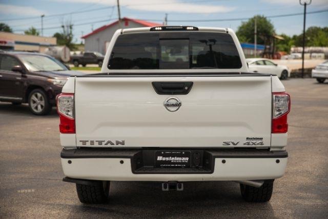 Nissan Titan  2019