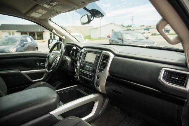 Nissan Titan  2019