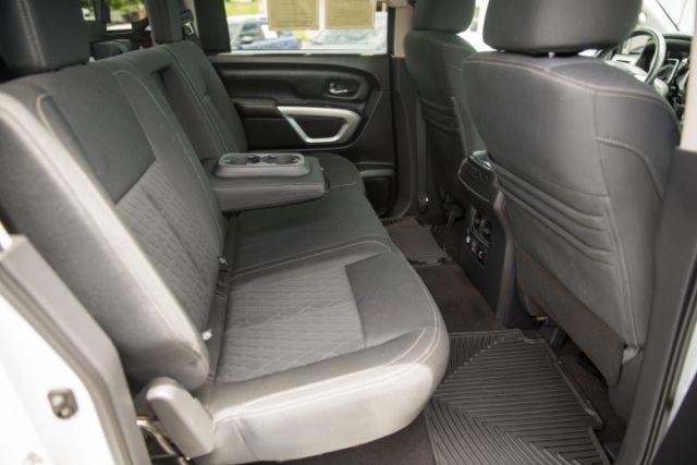 Nissan Titan  2019