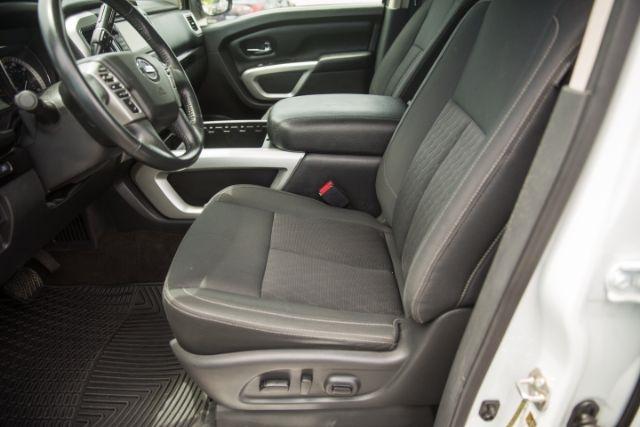 Nissan Titan  2019