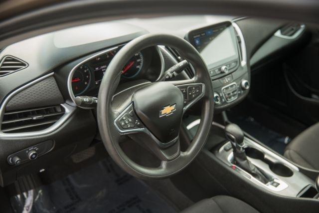 Chevrolet Malibu  2023