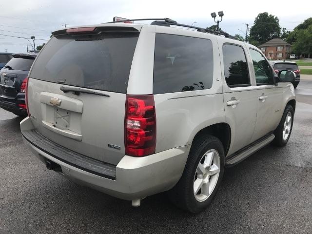 Chevrolet Tahoe  2009