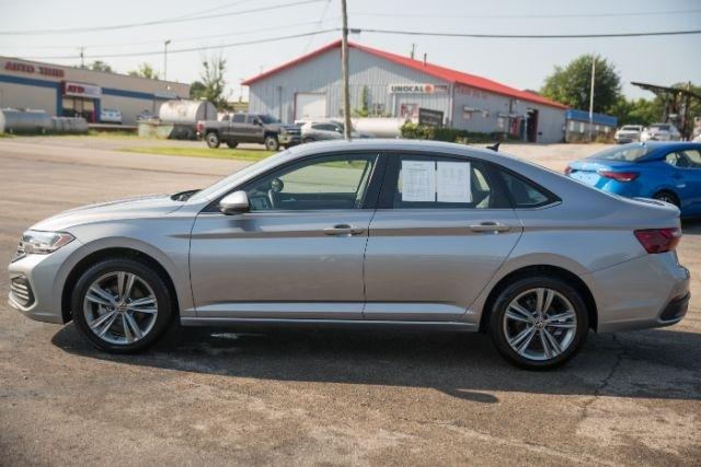 Volkswagen Jetta  2024